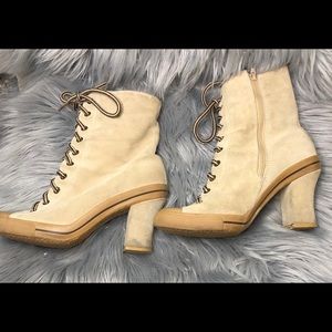 Women’s a Baker’s heel booties size 6.5